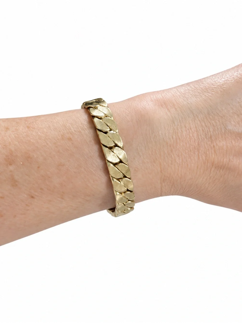 Vintage 1940s SPEIDEL Thick Gold Plate Textured Cuff 7